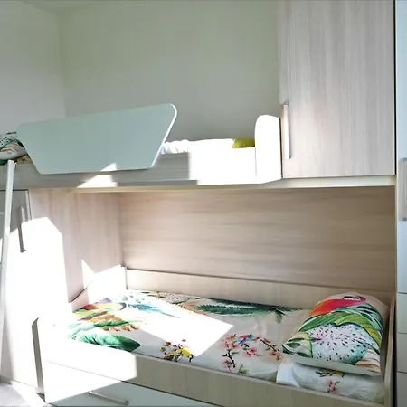 Noire Apartment